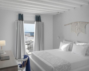 Гостиница Mykonos Essence Hotel  Орнос